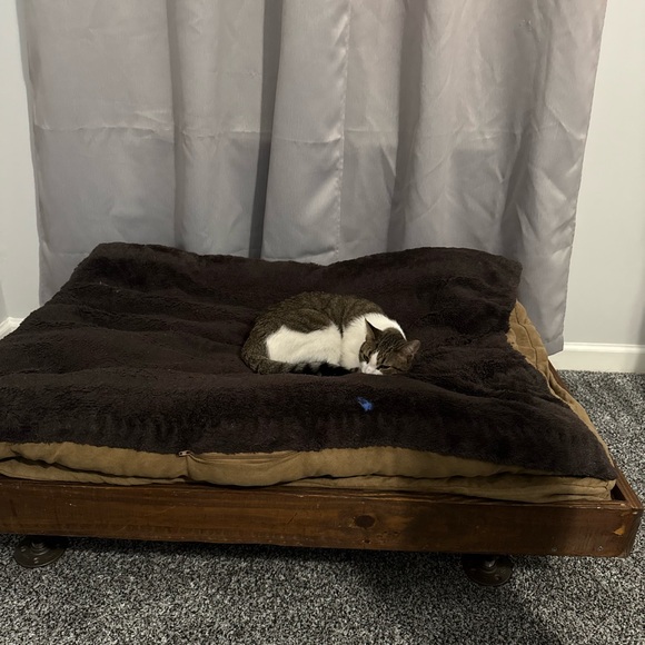 Linen Crossweave Grommet Top Curtain Panel in Gray - Picture 3 of 3